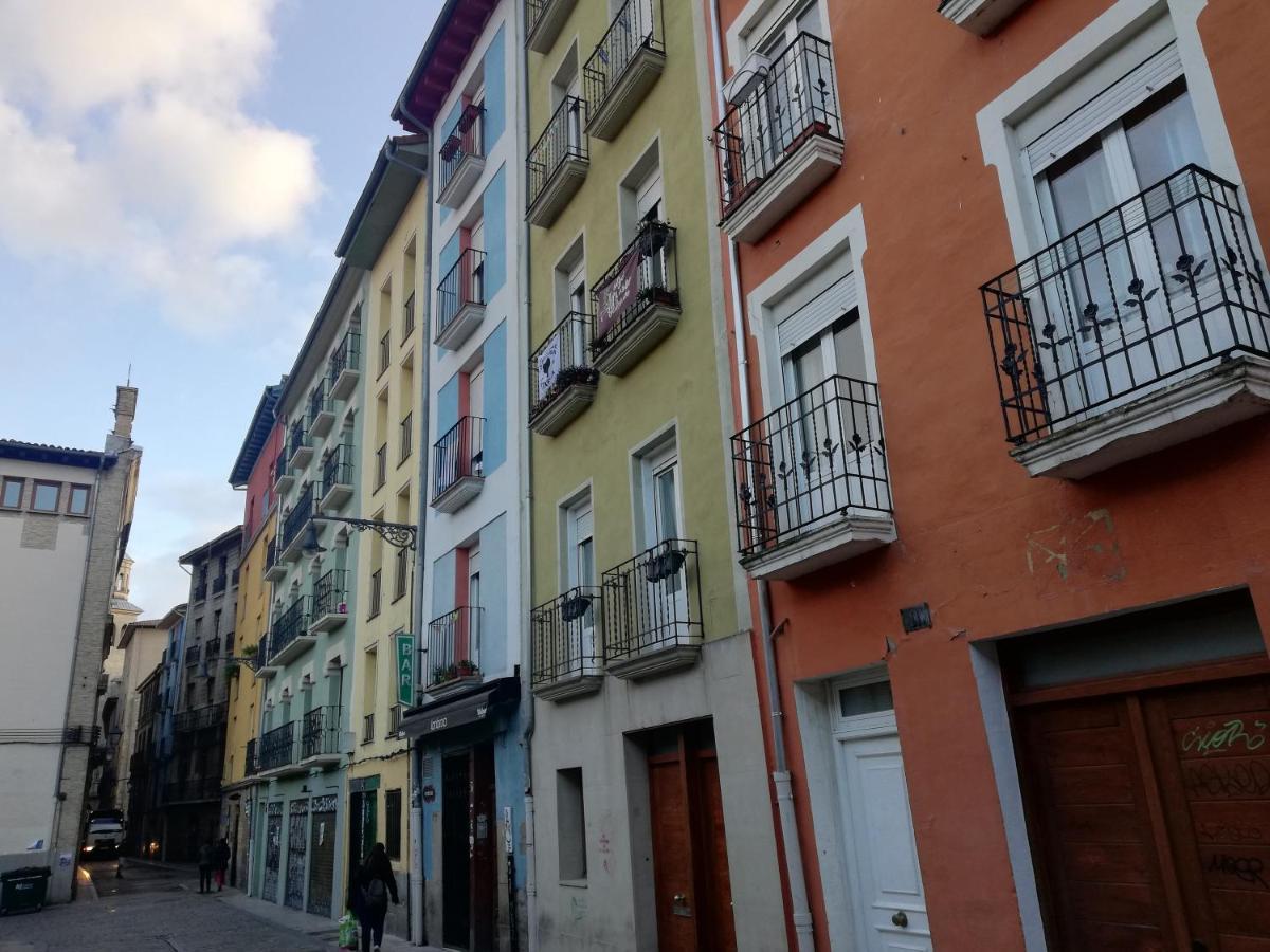 Calle Ansoleaga A 100 Mts Del Ayuntamiento Pamplona Exteriör bild
